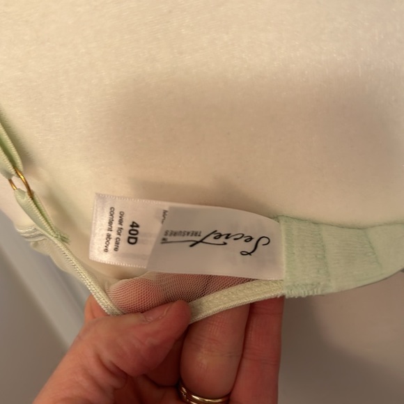 Secret Treasures Bra - Picture 4 of 5